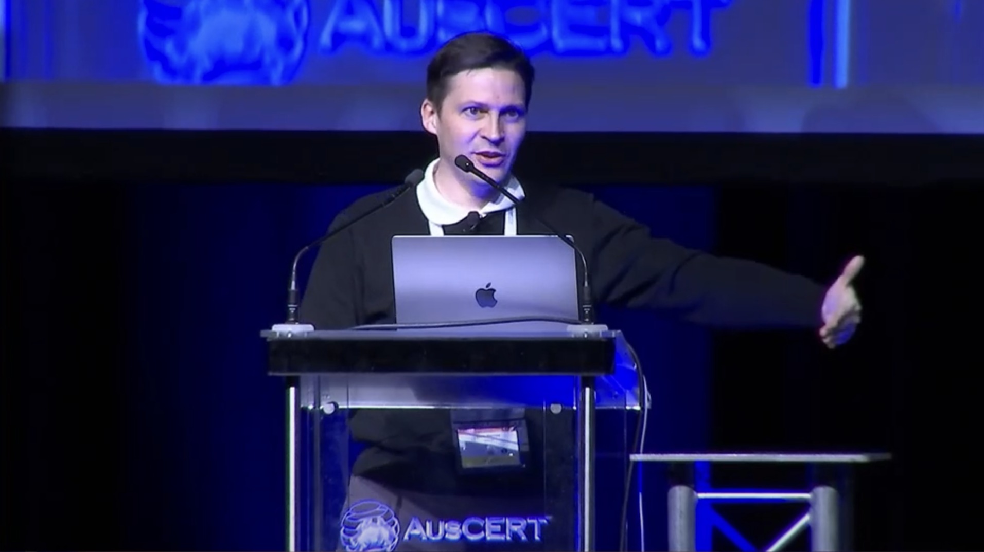 Chris Horsley presenting at AUSCERT